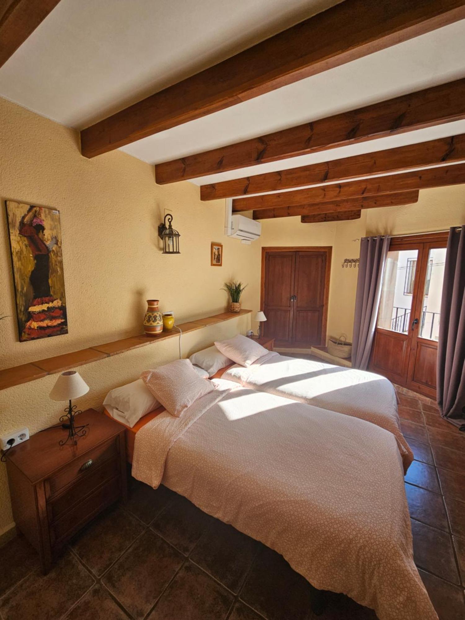 Meta Volante Guest House Sagra Luaran gambar