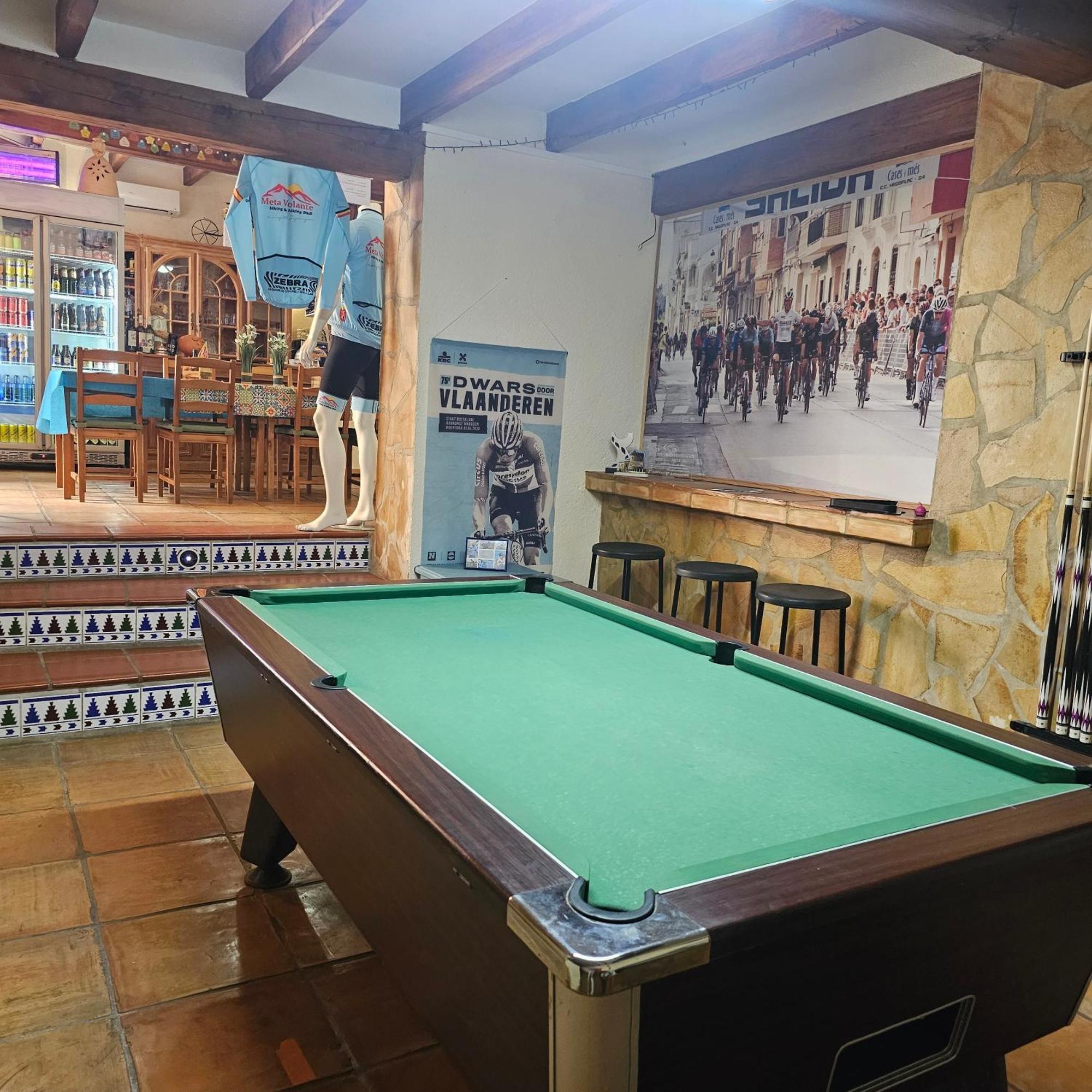Meta Volante Guest House Sagra Luaran gambar